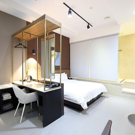 Almond Hotel Busan Station Eksteriør billede