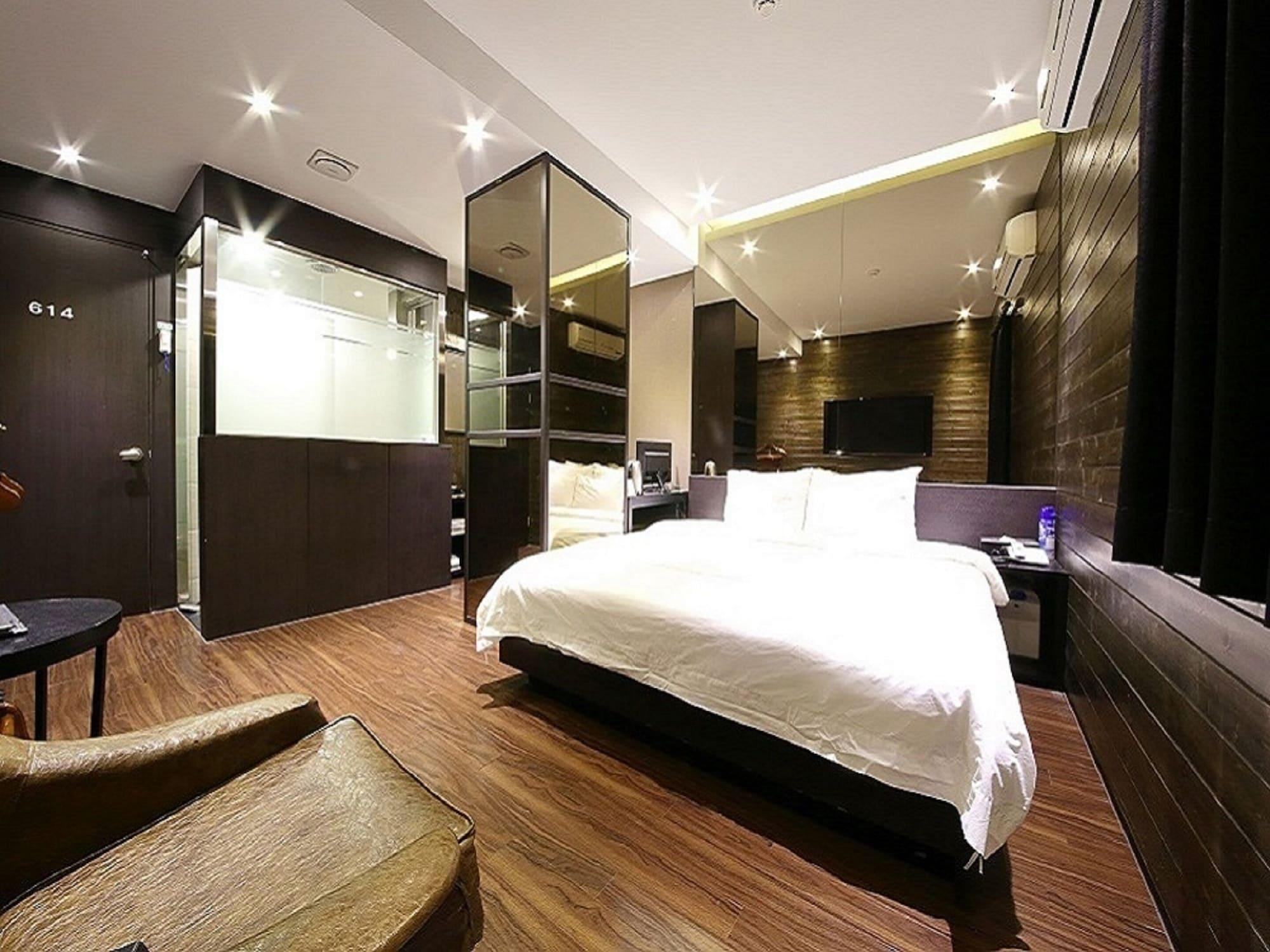 Almond Hotel Busan Station Eksteriør billede
