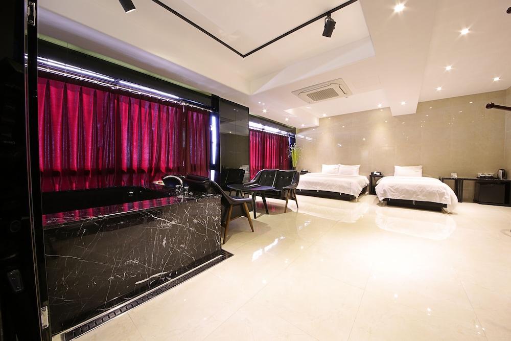 Almond Hotel Busan Station Eksteriør billede