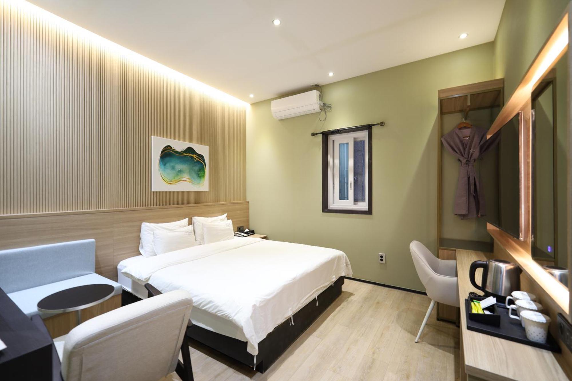 Almond Hotel Busan Station Eksteriør billede
