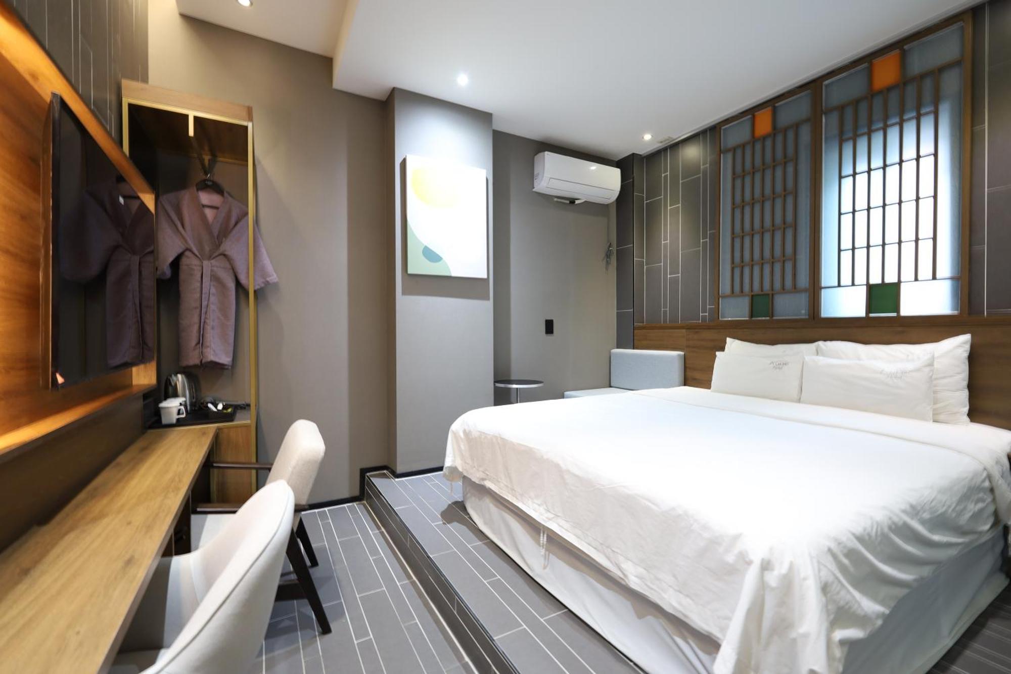 Almond Hotel Busan Station Eksteriør billede