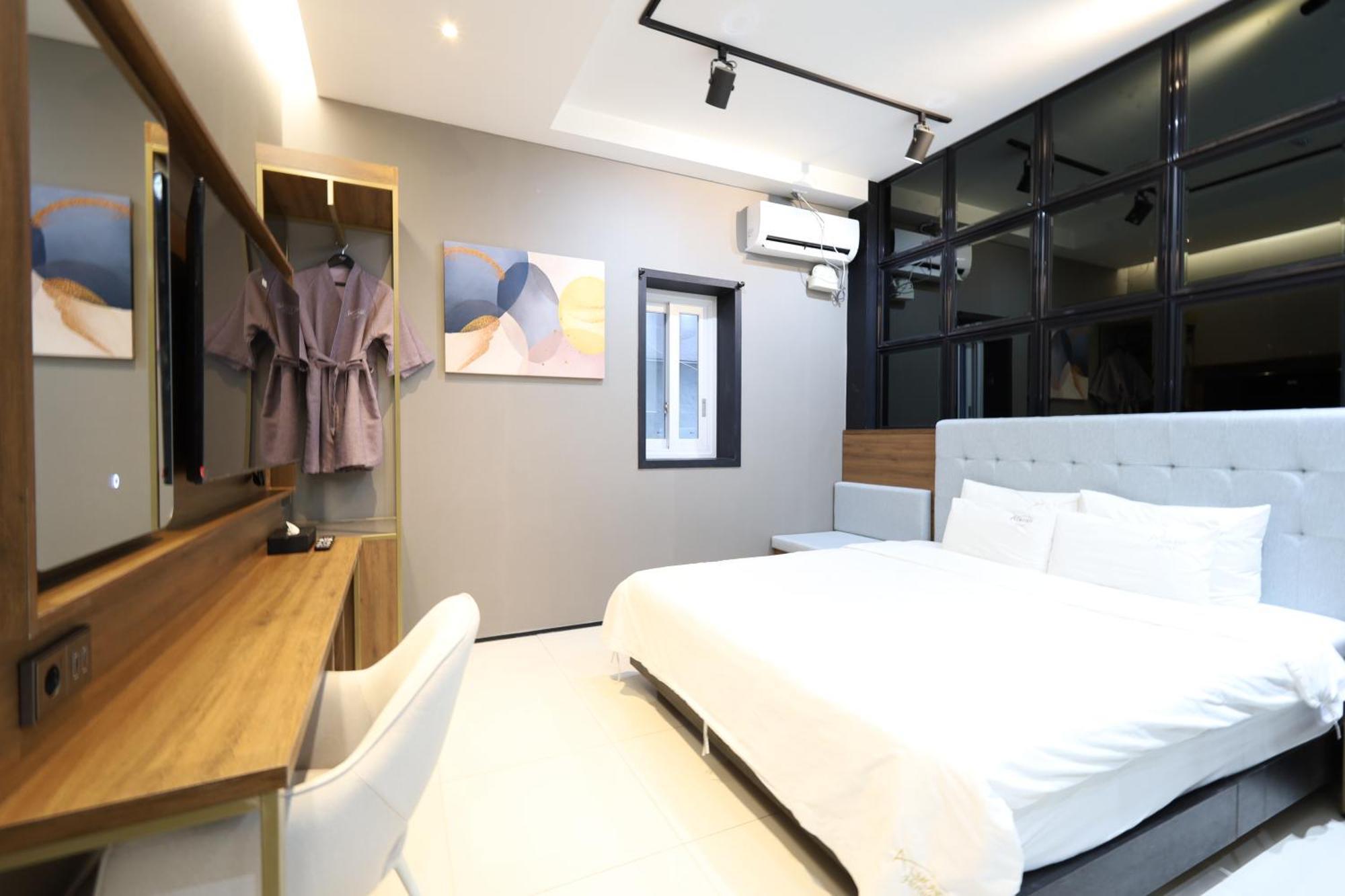 Almond Hotel Busan Station Eksteriør billede