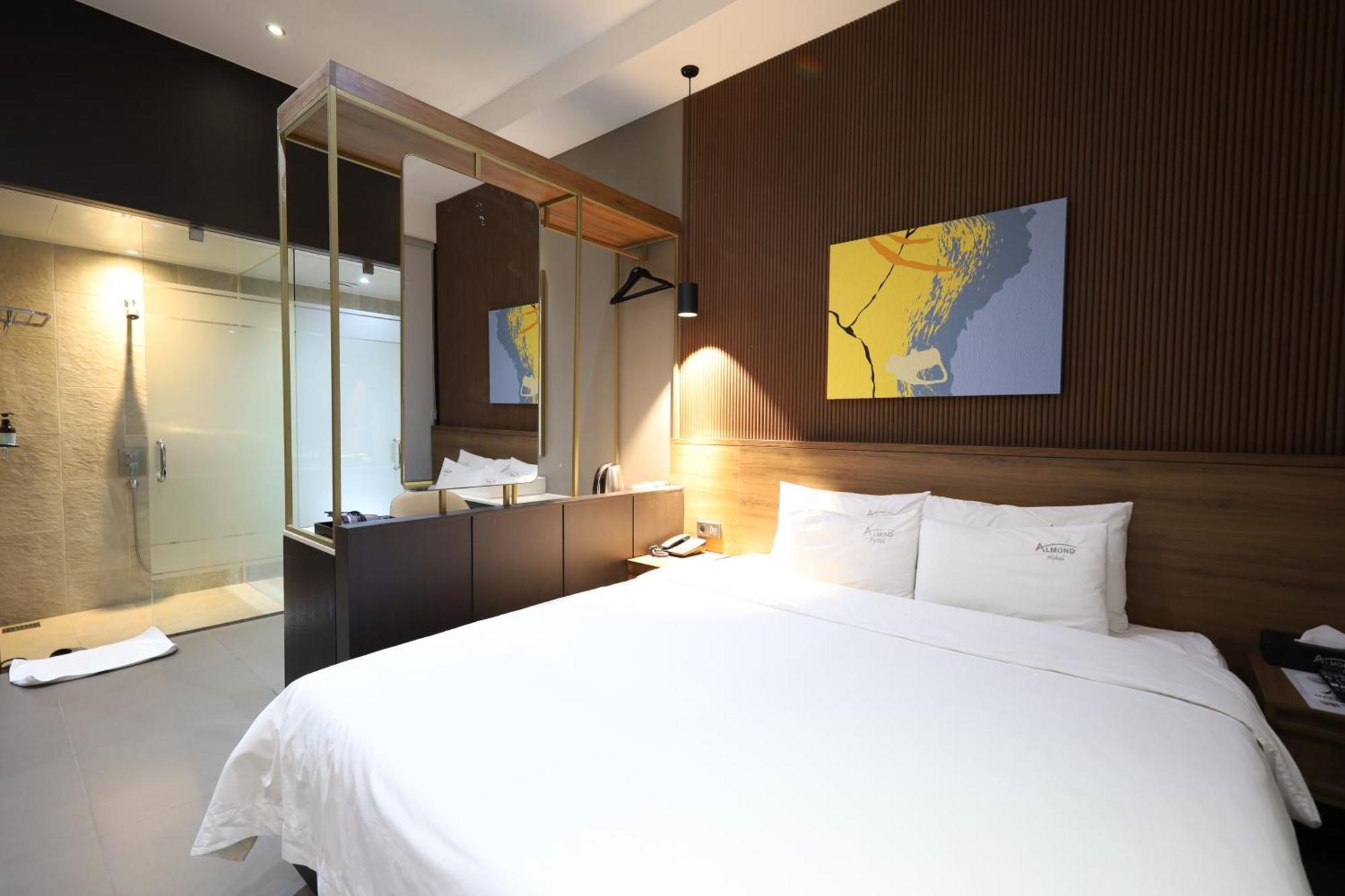 Almond Hotel Busan Station Eksteriør billede