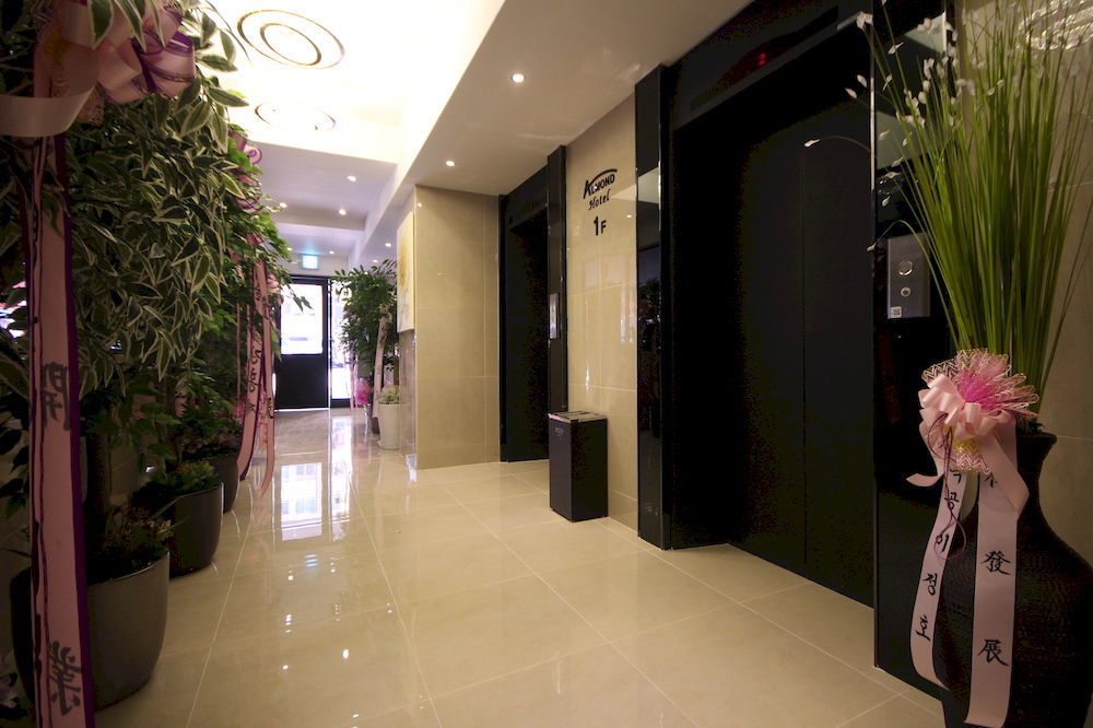 Almond Hotel Busan Station Eksteriør billede