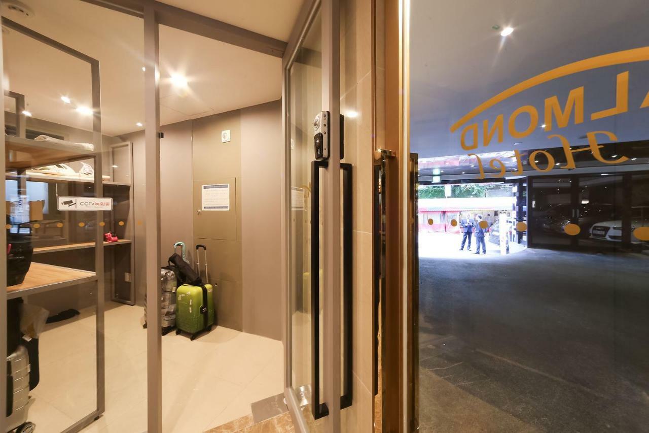 Almond Hotel Busan Station Eksteriør billede