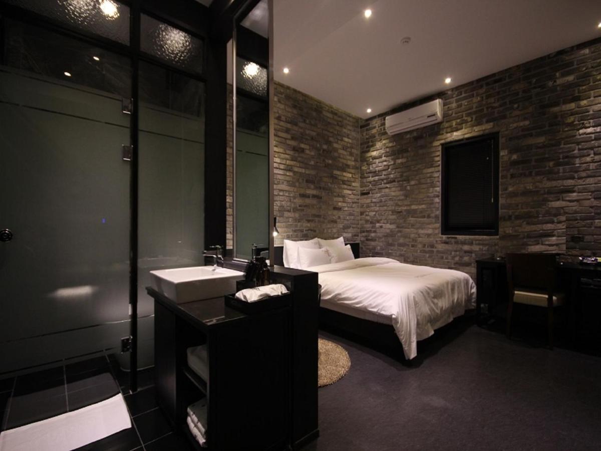 Almond Hotel Busan Station Eksteriør billede