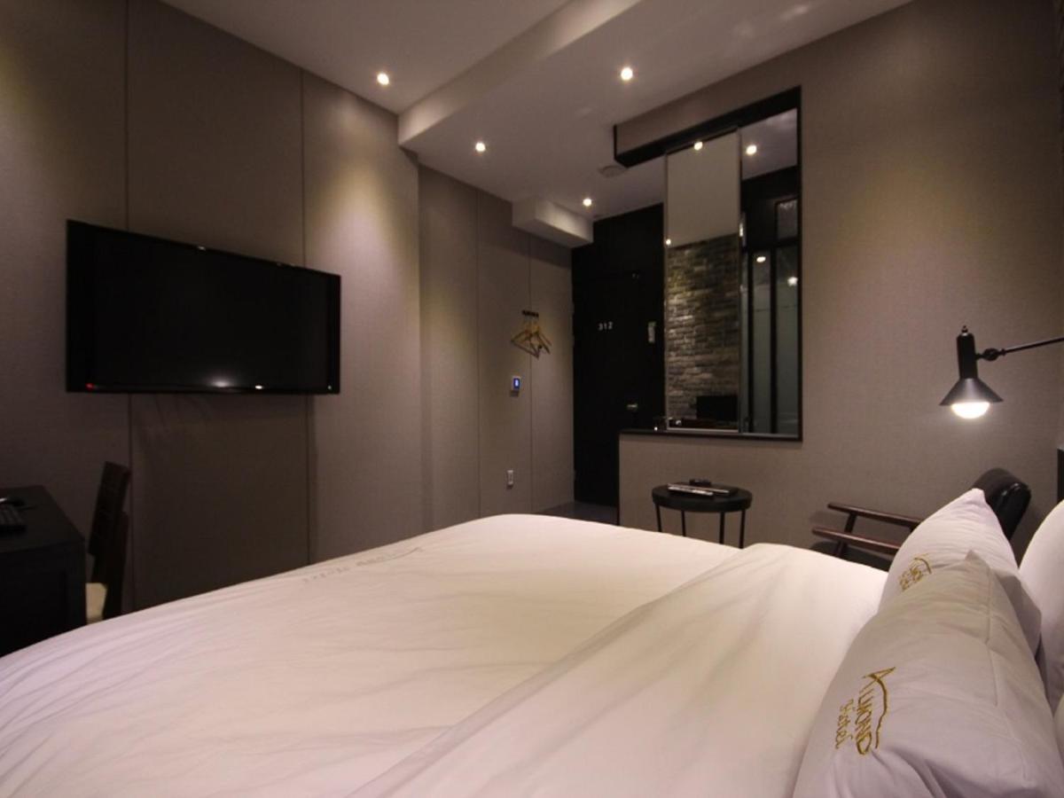 Almond Hotel Busan Station Eksteriør billede