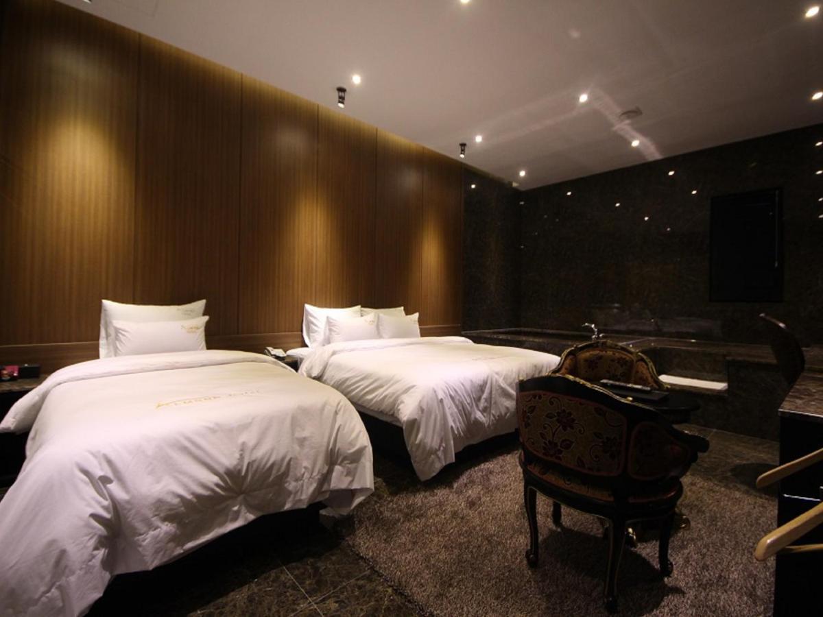 Almond Hotel Busan Station Eksteriør billede
